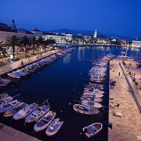 Luxury Rooms Ana In The Heart Of Spalato Esterno foto