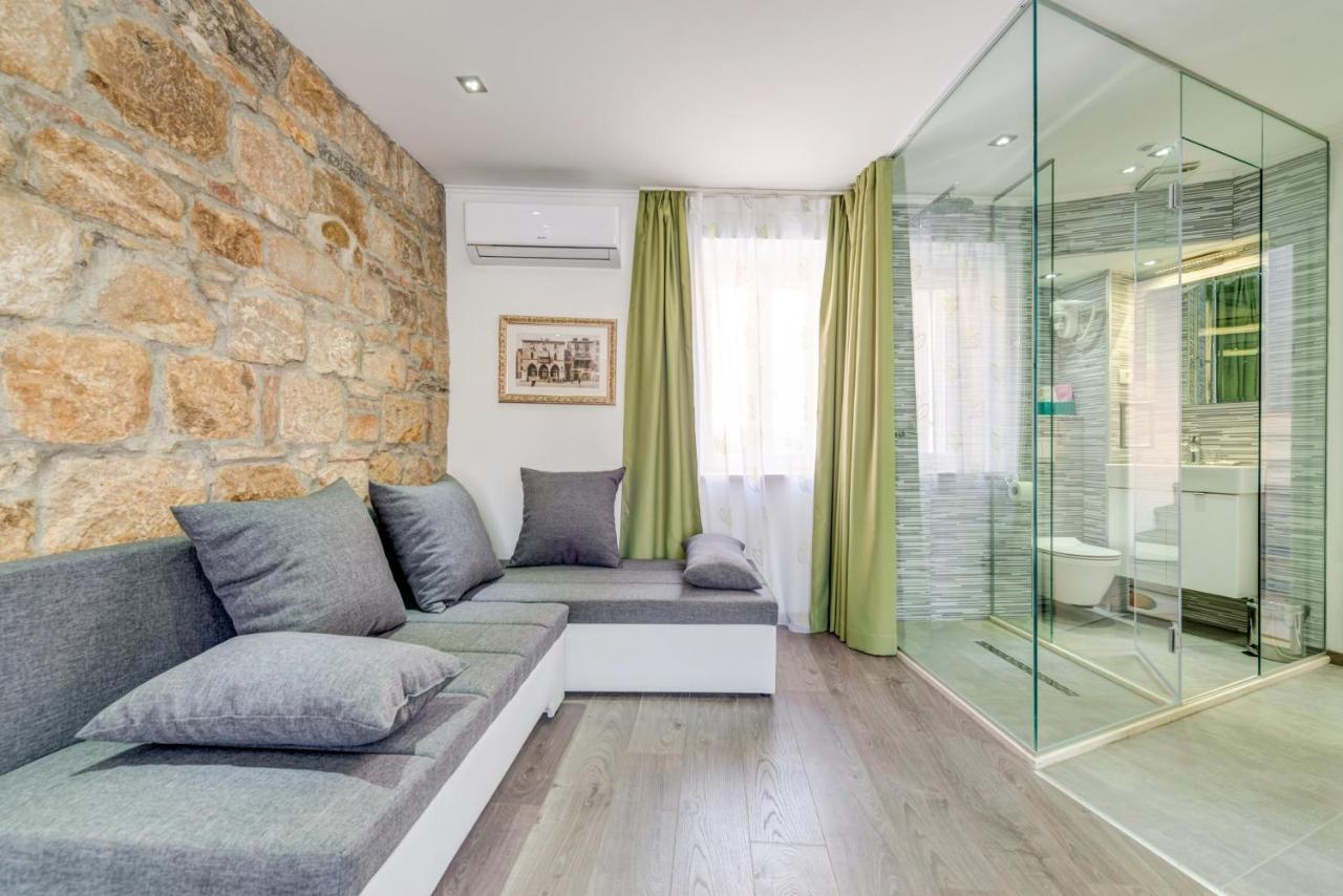 Luxury Rooms Ana In The Heart Of Spalato Esterno foto