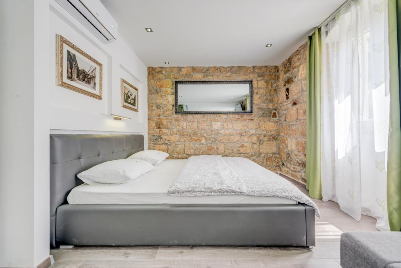 Luxury Rooms Ana In The Heart Of Spalato Esterno foto