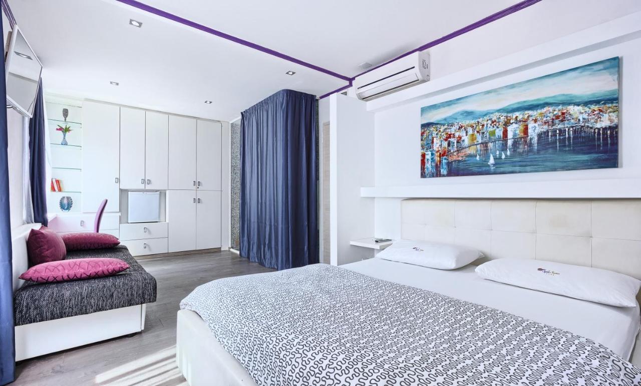 Luxury Rooms Ana In The Heart Of Spalato Esterno foto