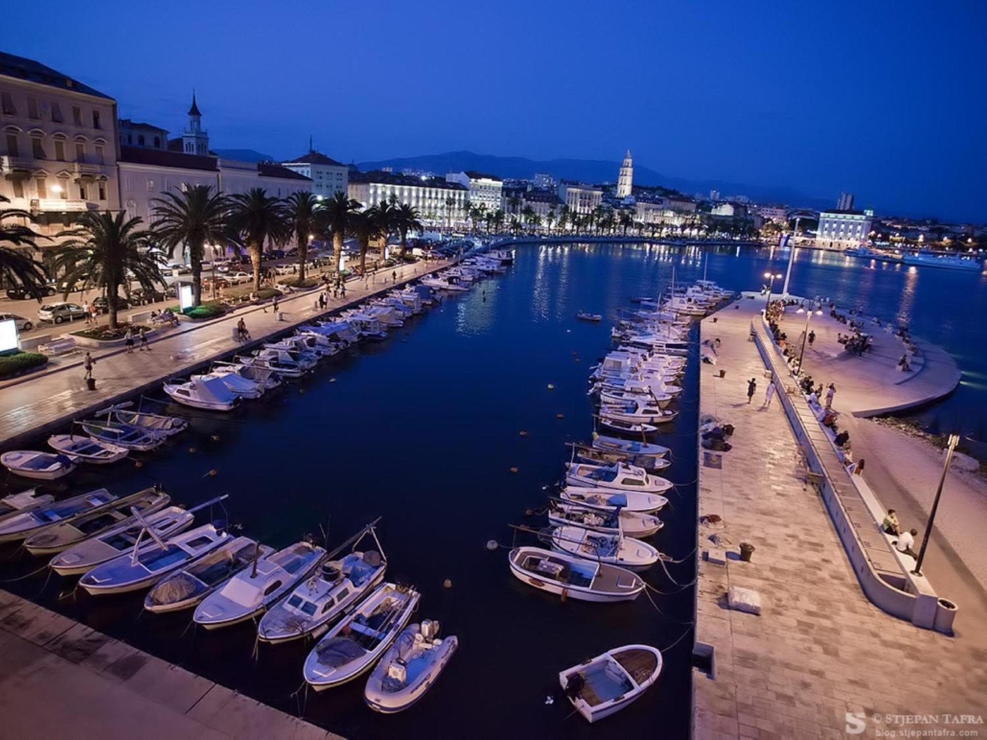 Luxury Rooms Ana In The Heart Of Spalato Esterno foto